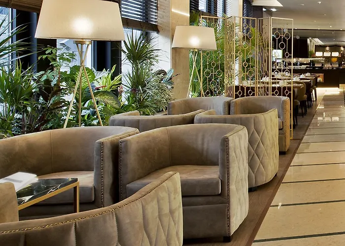 Turim Marques 酒店 4*